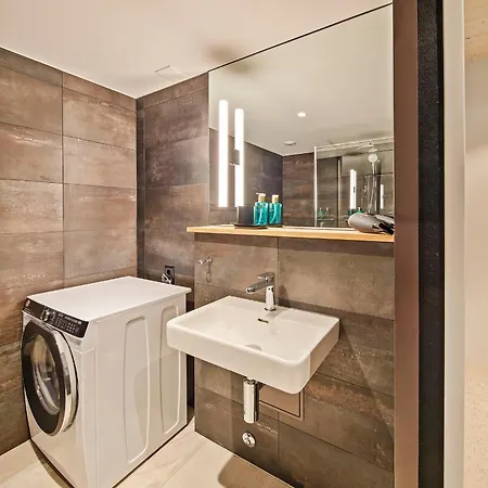 Liv - Self Check-in Apartahotel Lucerna